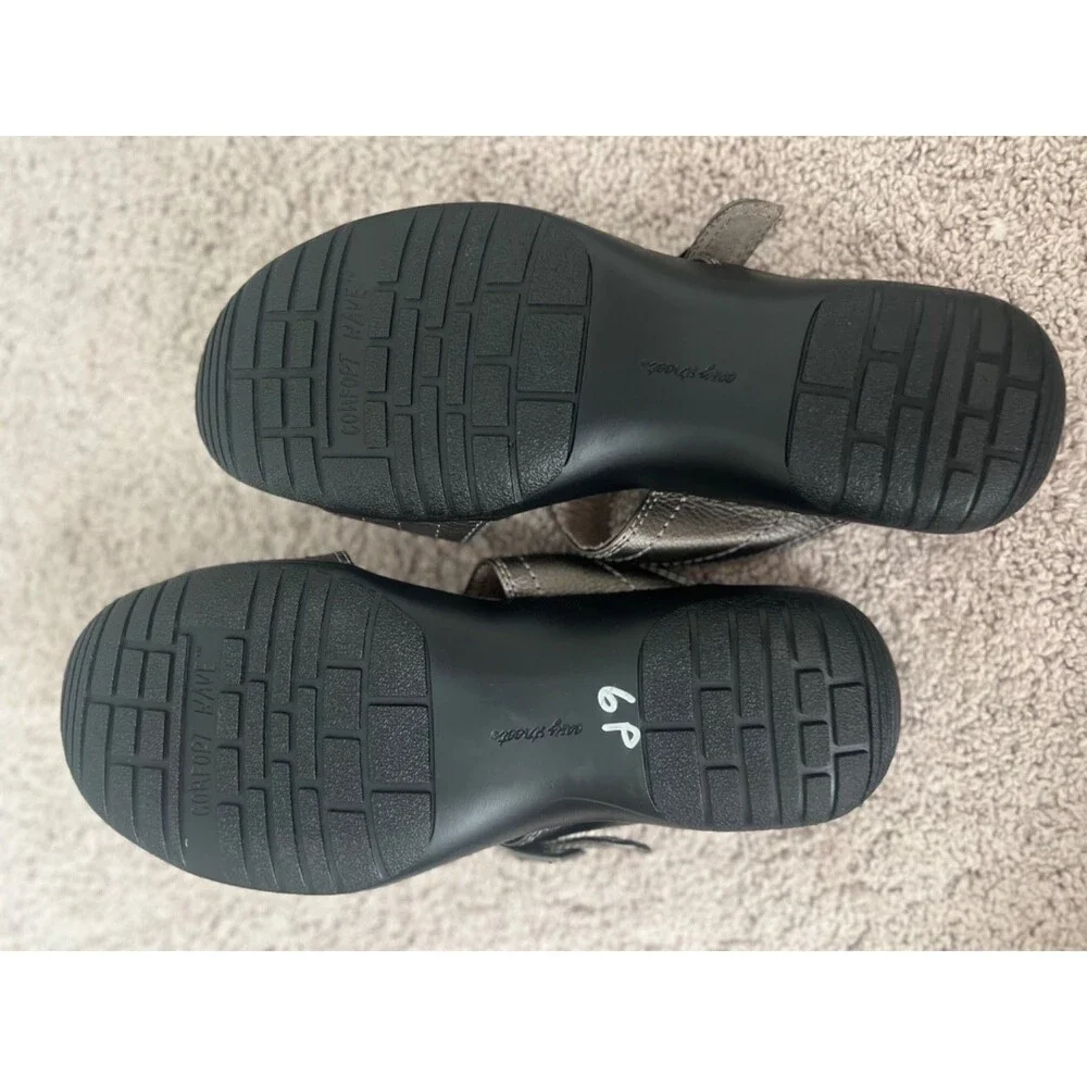 NWOT Easy Street Flicker Pewter Gunmetal Sandals Comfort Wave Slip-On Casual